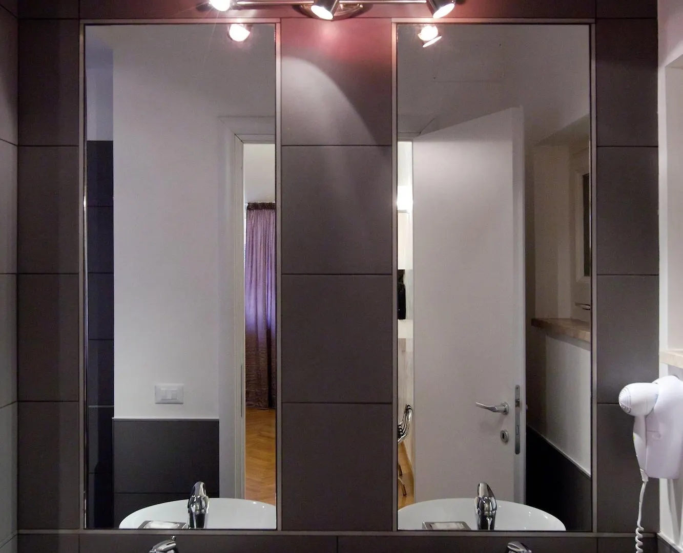 Town House Fontana Di Trevi Bed & Breakfast Rome