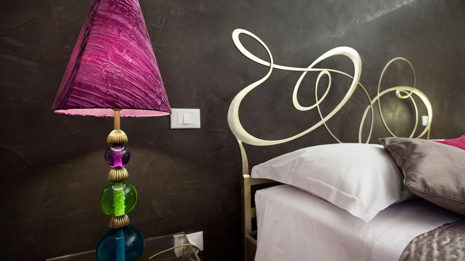 Town House Fontana Di Trevi Bed & Breakfast Rome Italy