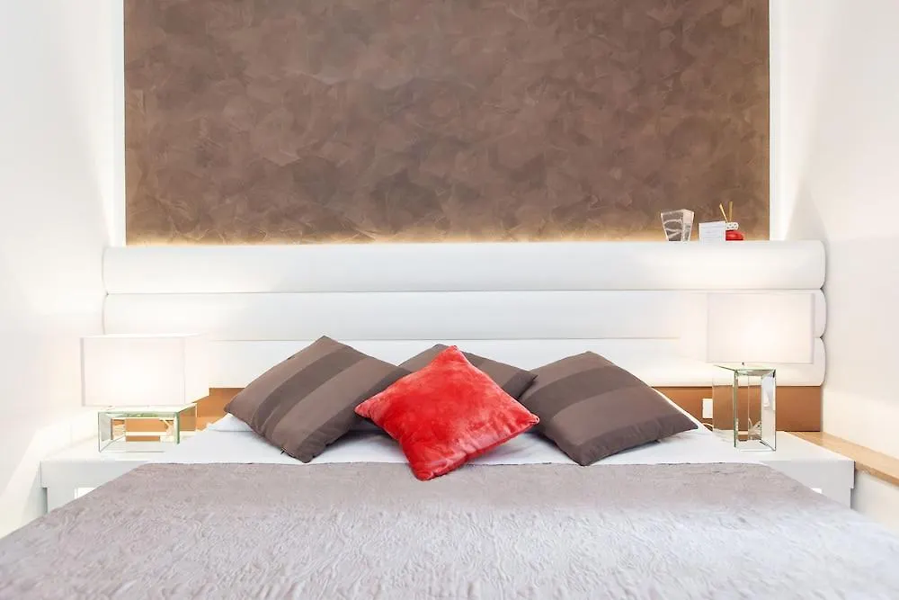 Town House Fontana Di Trevi Bed & Breakfast Rome