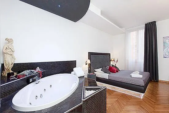 Town House Fontana Di Trevi Bed & Breakfast Rome