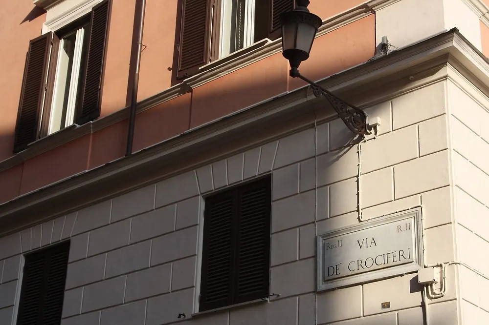 ***  Town House Fontana Di Trevi Bed & Breakfast Rome Italy